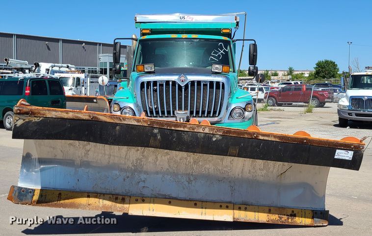 image for item DI6131 2009 International WorkStar 7600  dump truck