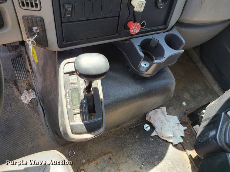 image for item DI6131 2009 International WorkStar 7600  dump truck