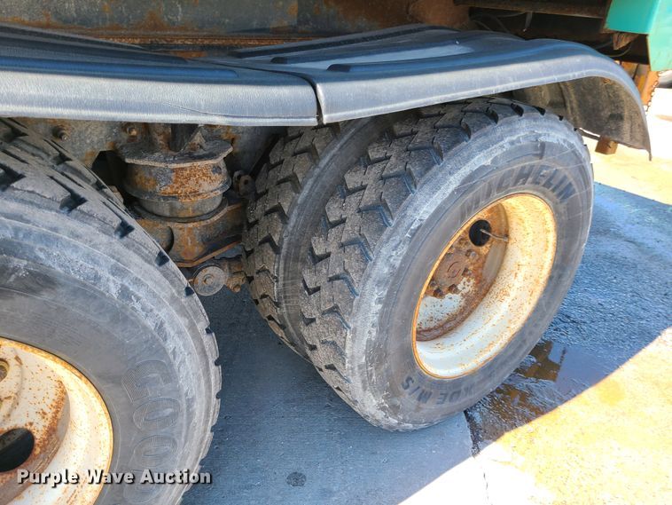 image for item DI6131 2009 International WorkStar 7600  dump truck