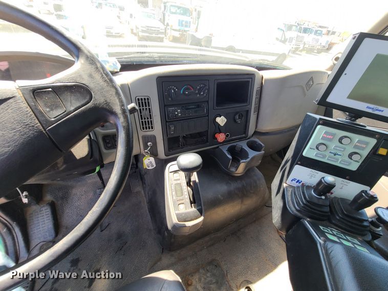 image for item DI6132 2009 International WorkStar 7600  dump truck