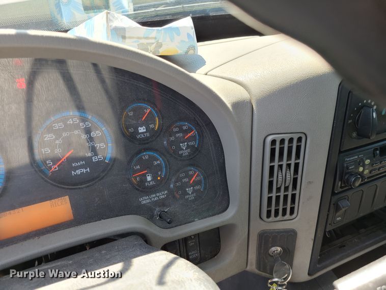 image for item DI6132 2009 International WorkStar 7600  dump truck