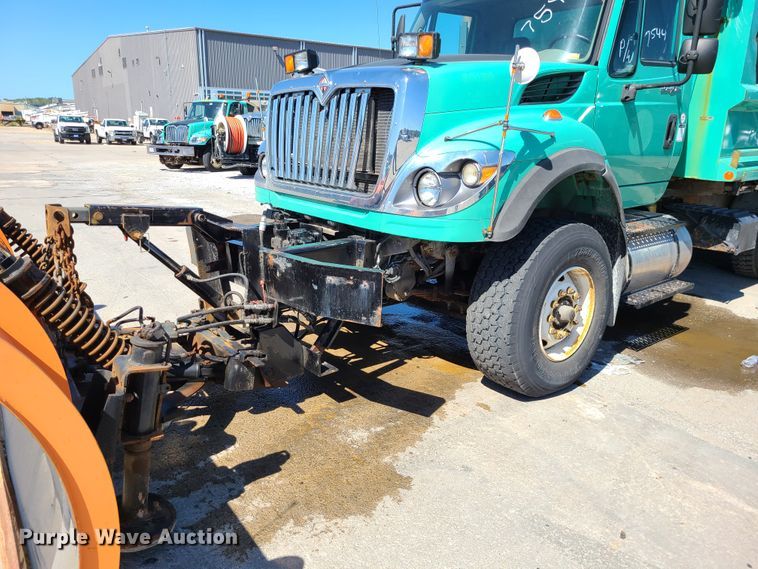 image for item DI6132 2009 International WorkStar 7600  dump truck