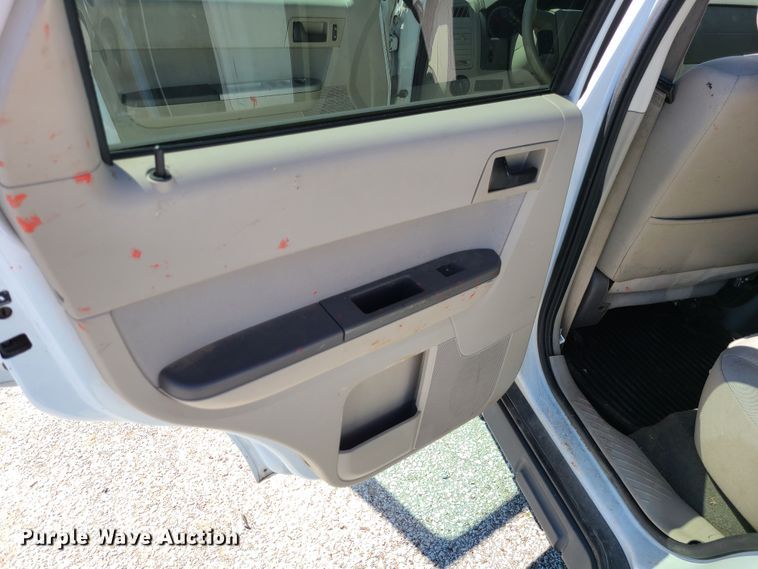 image for item DI6133 2011 Ford Escape  SUV