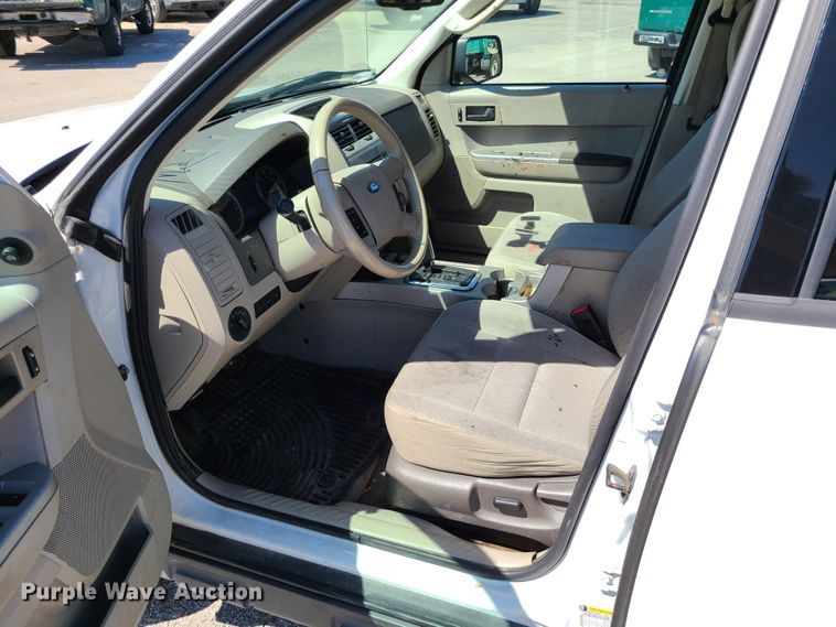 image for item DI6133 2011 Ford Escape  SUV