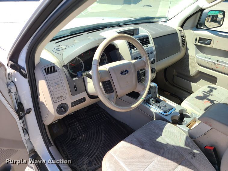 image for item DI6133 2011 Ford Escape  SUV