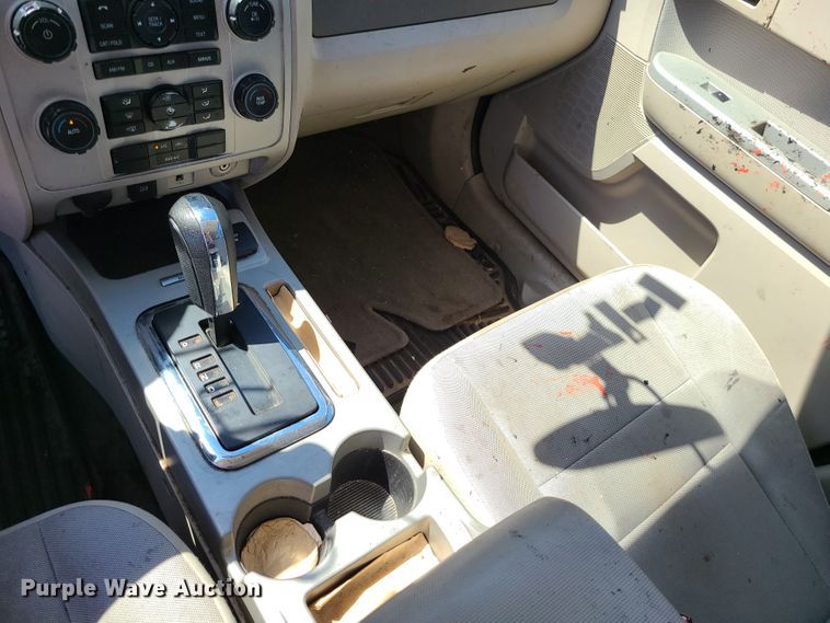 image for item DI6133 2011 Ford Escape  SUV