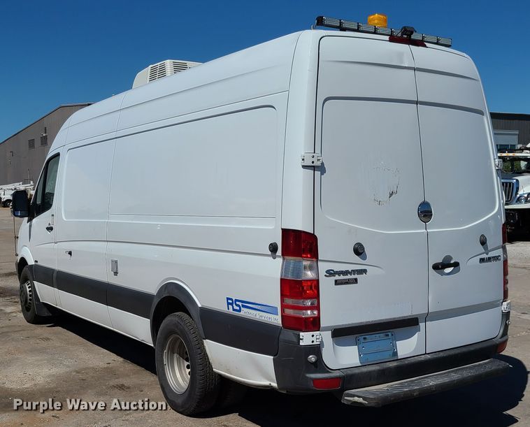 image for item DI6135 2013 Freightliner Sprinter 3500  van