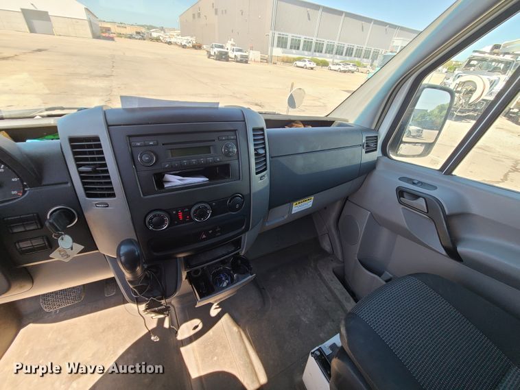 image for item DI6135 2013 Freightliner Sprinter 3500  van