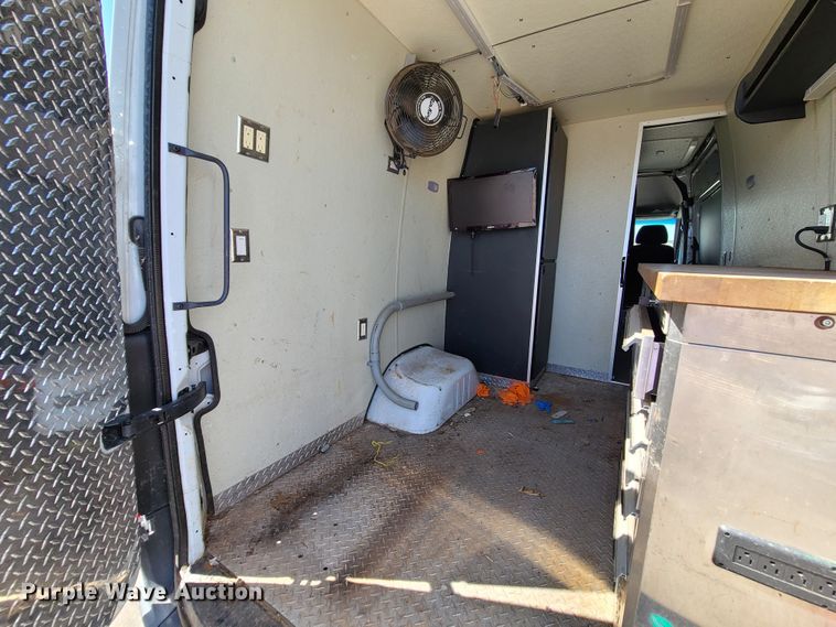 image for item DI6135 2013 Freightliner Sprinter 3500  van