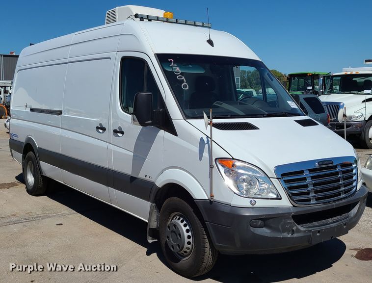 image for item DI6136 2013 Freightliner Sprinter 3500  van