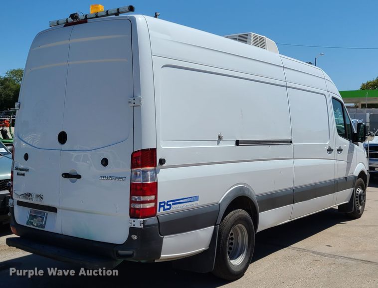 image for item DI6136 2013 Freightliner Sprinter 3500  van