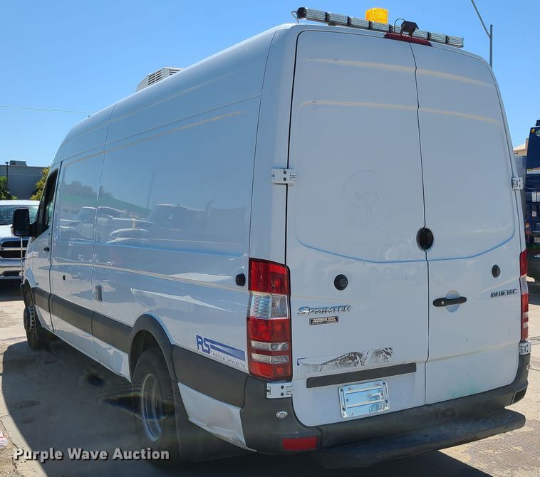 image for item DI6136 2013 Freightliner Sprinter 3500  van