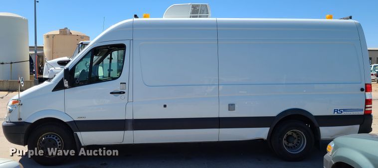 image for item DI6136 2013 Freightliner Sprinter 3500  van