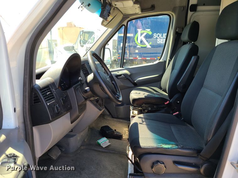 image for item DI6136 2013 Freightliner Sprinter 3500  van