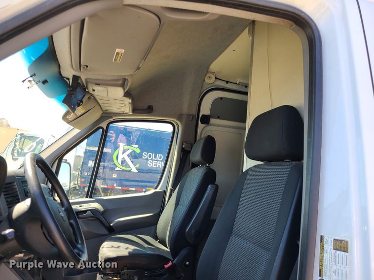 image for item DI6136 2013 Freightliner Sprinter 3500  van