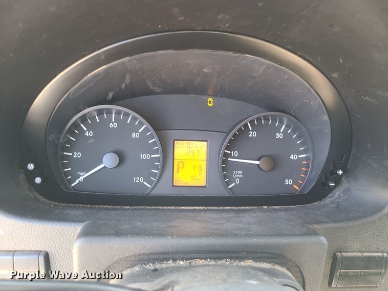 image for item DI6136 2013 Freightliner Sprinter 3500  van