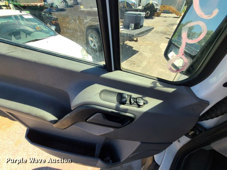 image for item DI6136 2013 Freightliner Sprinter 3500  van