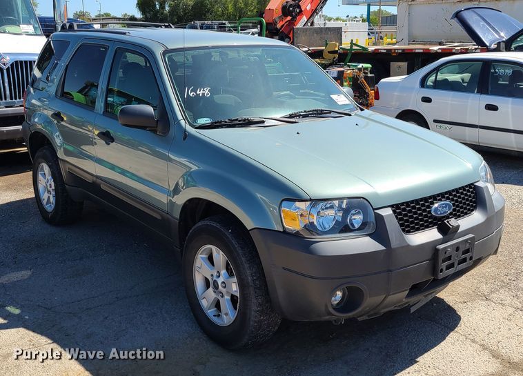 image for item DI6139 2005 Ford Escape  SUV