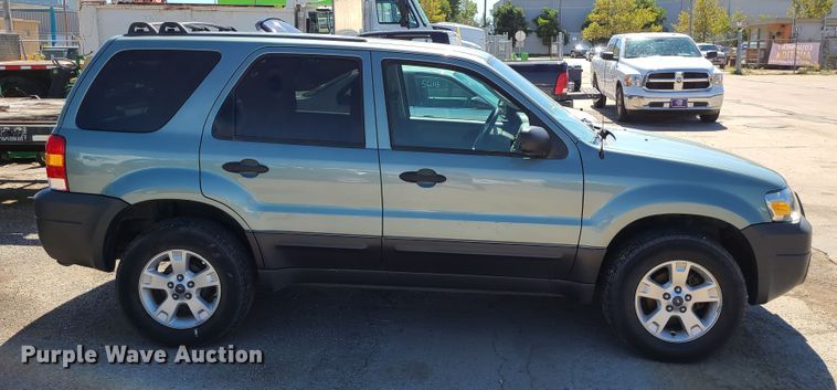 image for item DI6139 2005 Ford Escape  SUV