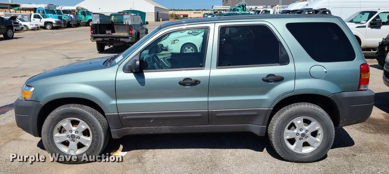 image for item DI6139 2005 Ford Escape  SUV