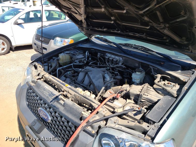 image for item DI6139 2005 Ford Escape  SUV