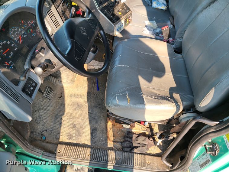 image for item DI6142 2007 International WorkStar 7300  dump truck