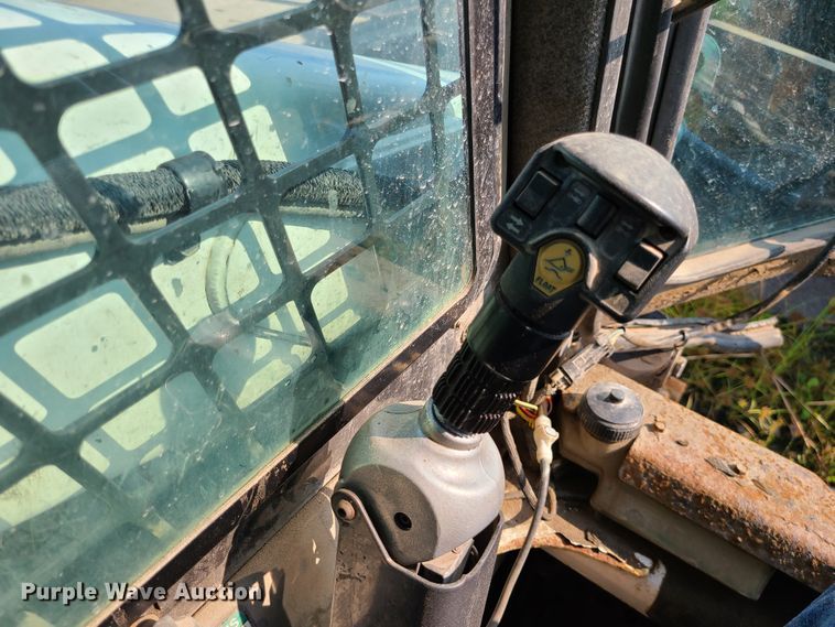 image for item DI6145 2009 Bobcat S300  skid steer loader