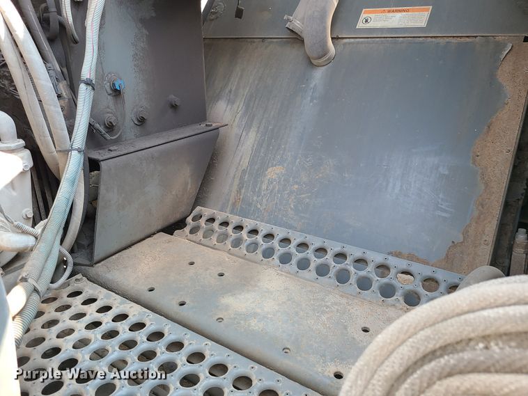 image for item DI6152 2007 Sterling SC8000  street sweeper truck