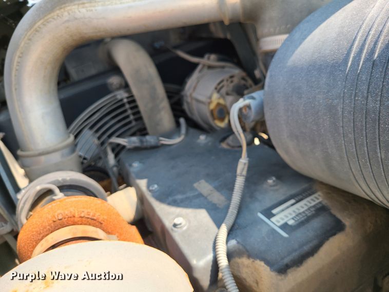 image for item DI6152 2007 Sterling SC8000  street sweeper truck