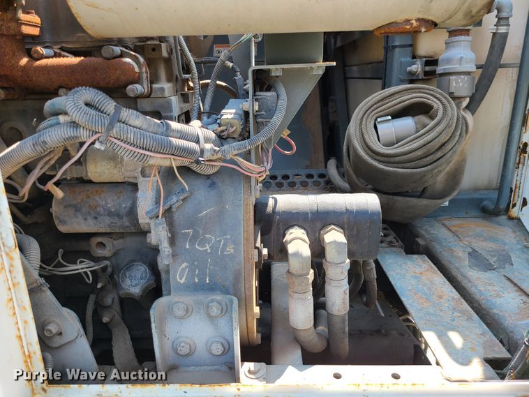 image for item DI6152 2007 Sterling SC8000  street sweeper truck