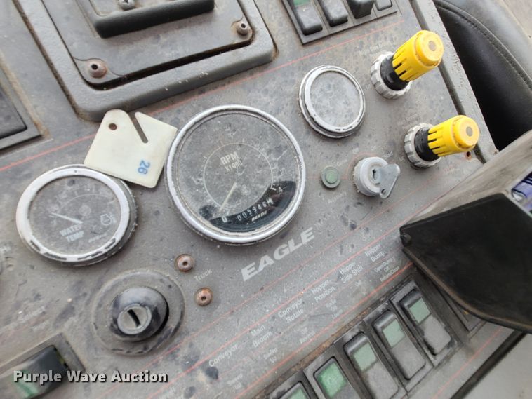 image for item DI6152 2007 Sterling SC8000  street sweeper truck