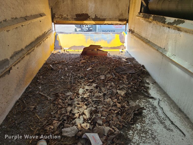 image for item DI6152 2007 Sterling SC8000  street sweeper truck