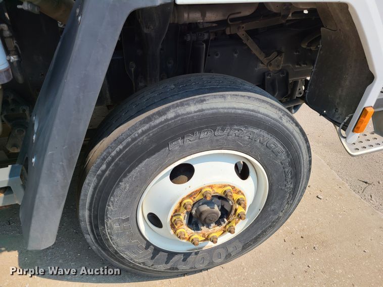 image for item DI6152 2007 Sterling SC8000  street sweeper truck