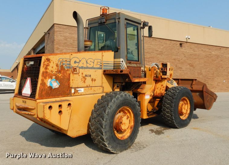 image for item DI6169 1996 Case 621B  wheel loader