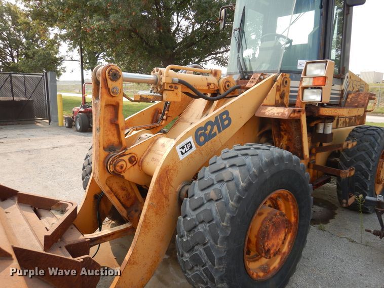 image for item DI6169 1996 Case 621B  wheel loader