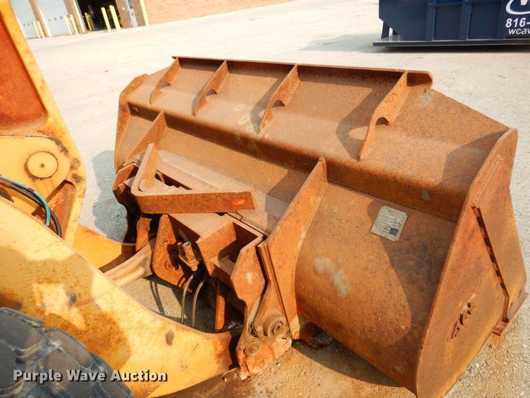 image for item DI6169 1996 Case 621B  wheel loader