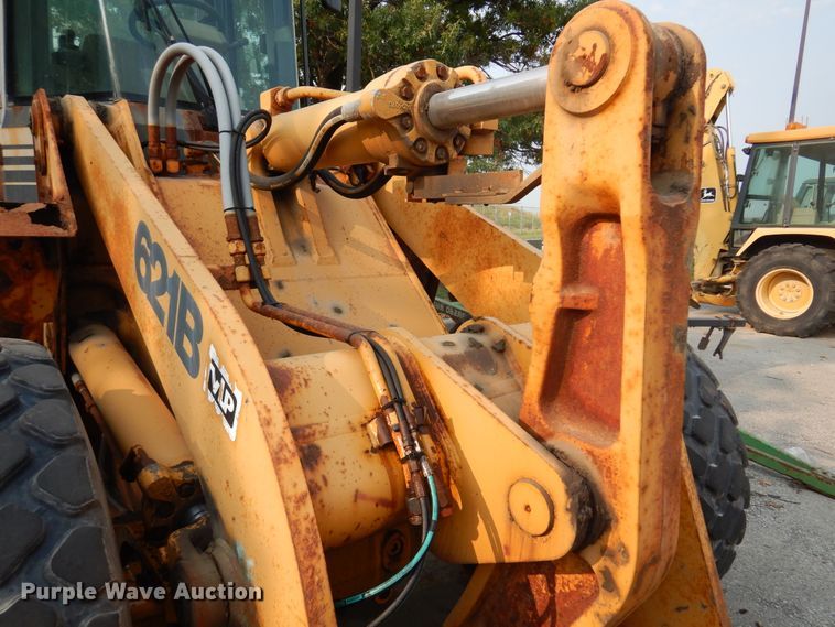 image for item DI6169 1996 Case 621B  wheel loader