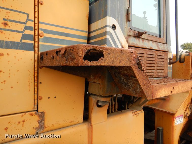 image for item DI6169 1996 Case 621B  wheel loader