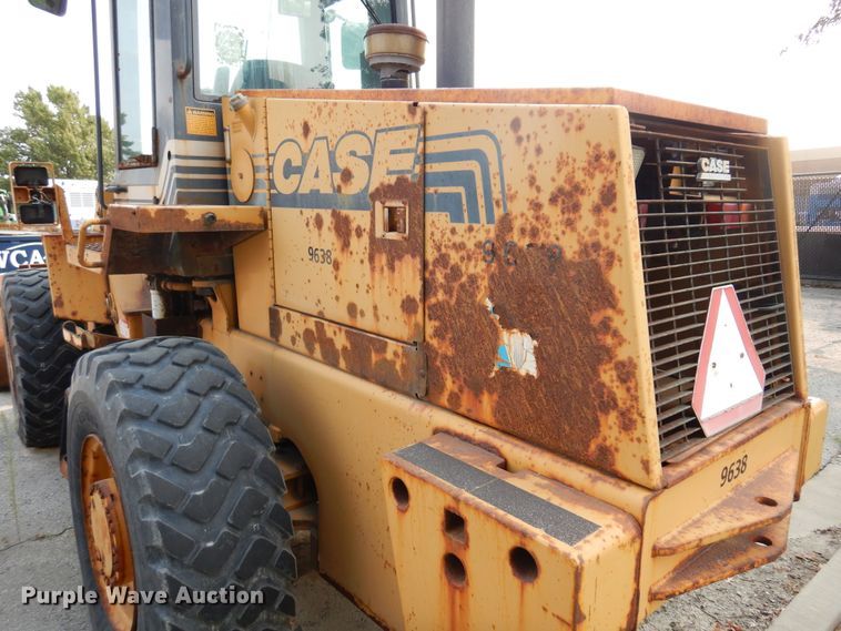 image for item DI6169 1996 Case 621B  wheel loader