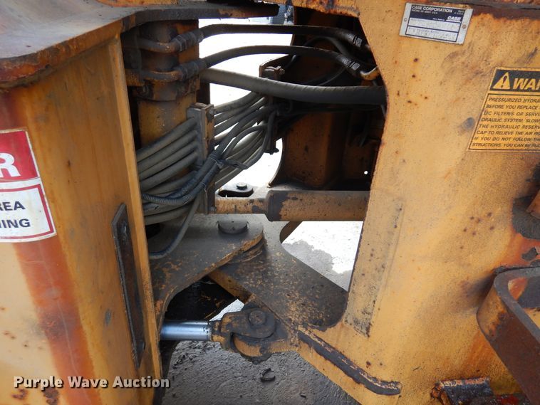 image for item DI6169 1996 Case 621B  wheel loader