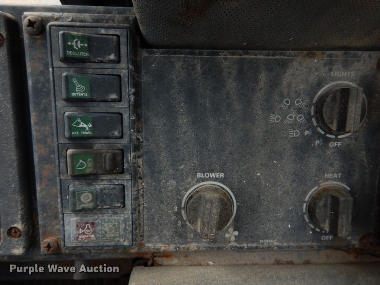 image for item DI6169 1996 Case 621B  wheel loader