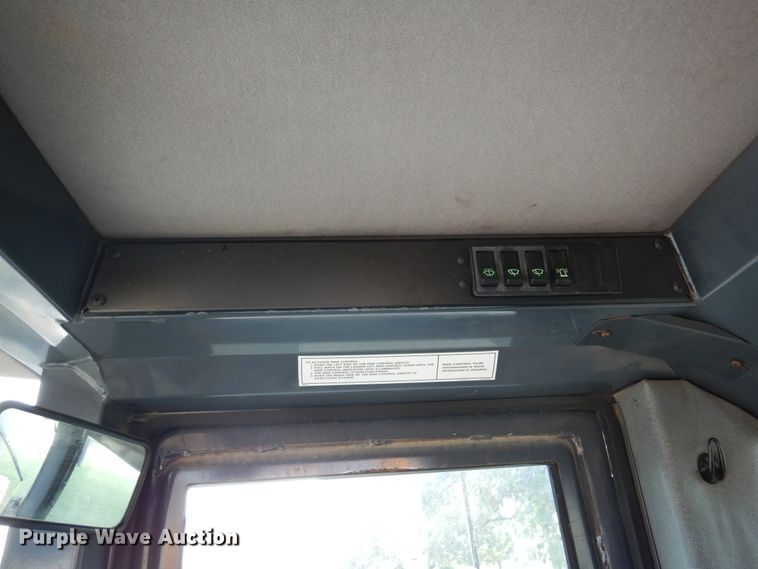 image for item DI6169 1996 Case 621B  wheel loader