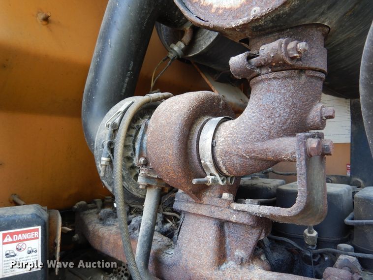 image for item DI6169 1996 Case 621B  wheel loader