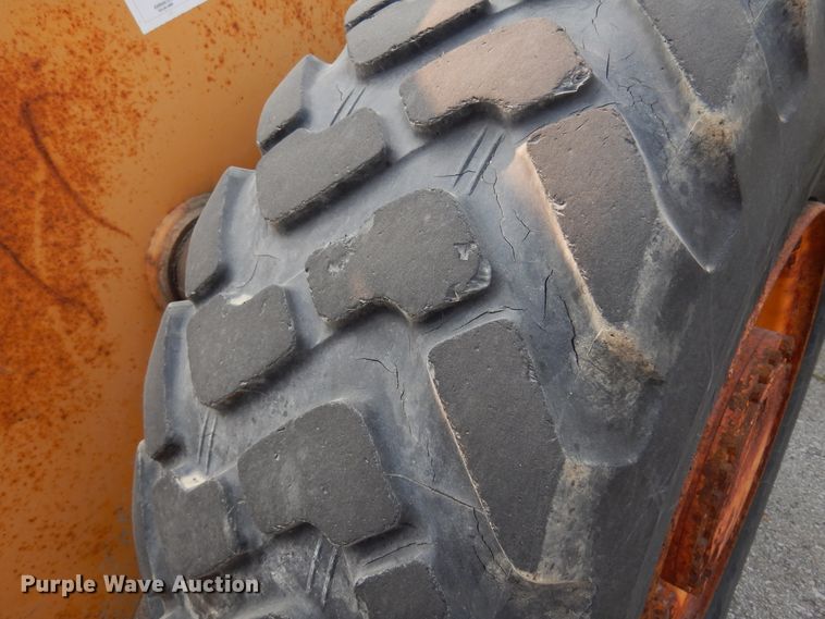 image for item DI6169 1996 Case 621B  wheel loader