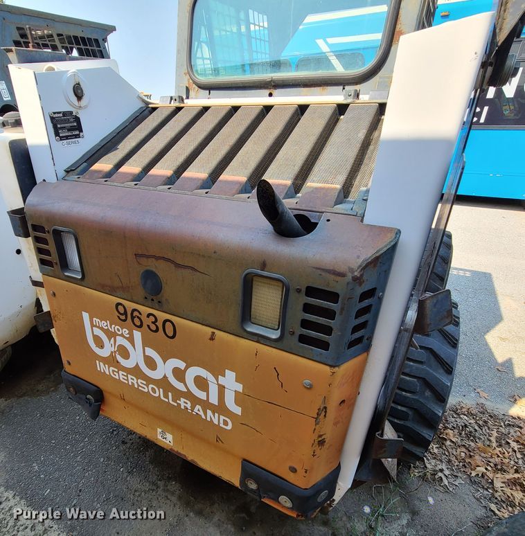 image for item DI6172 Bobcat 863  skid steer loader