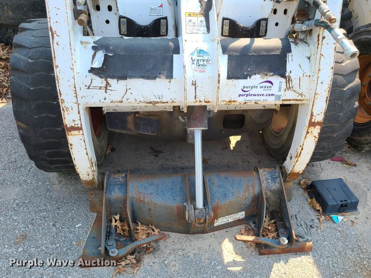 image for item DI6172 Bobcat 863  skid steer loader