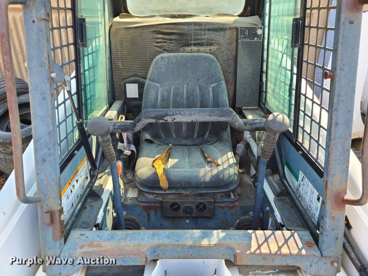 image for item DI6172 Bobcat 863  skid steer loader