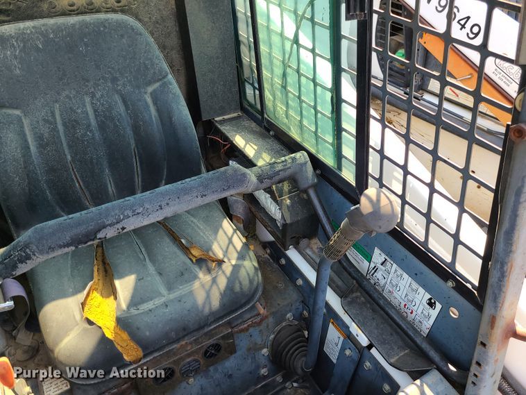 image for item DI6172 Bobcat 863  skid steer loader