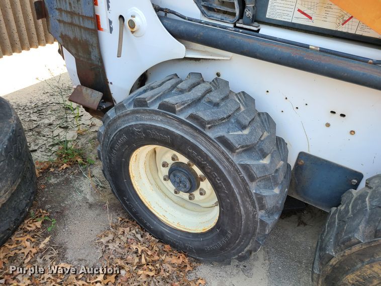image for item DI6172 Bobcat 863  skid steer loader