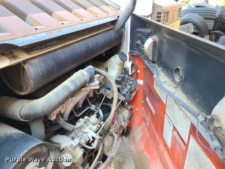 image for item DI6173 Bobcat 863  skid steer loader